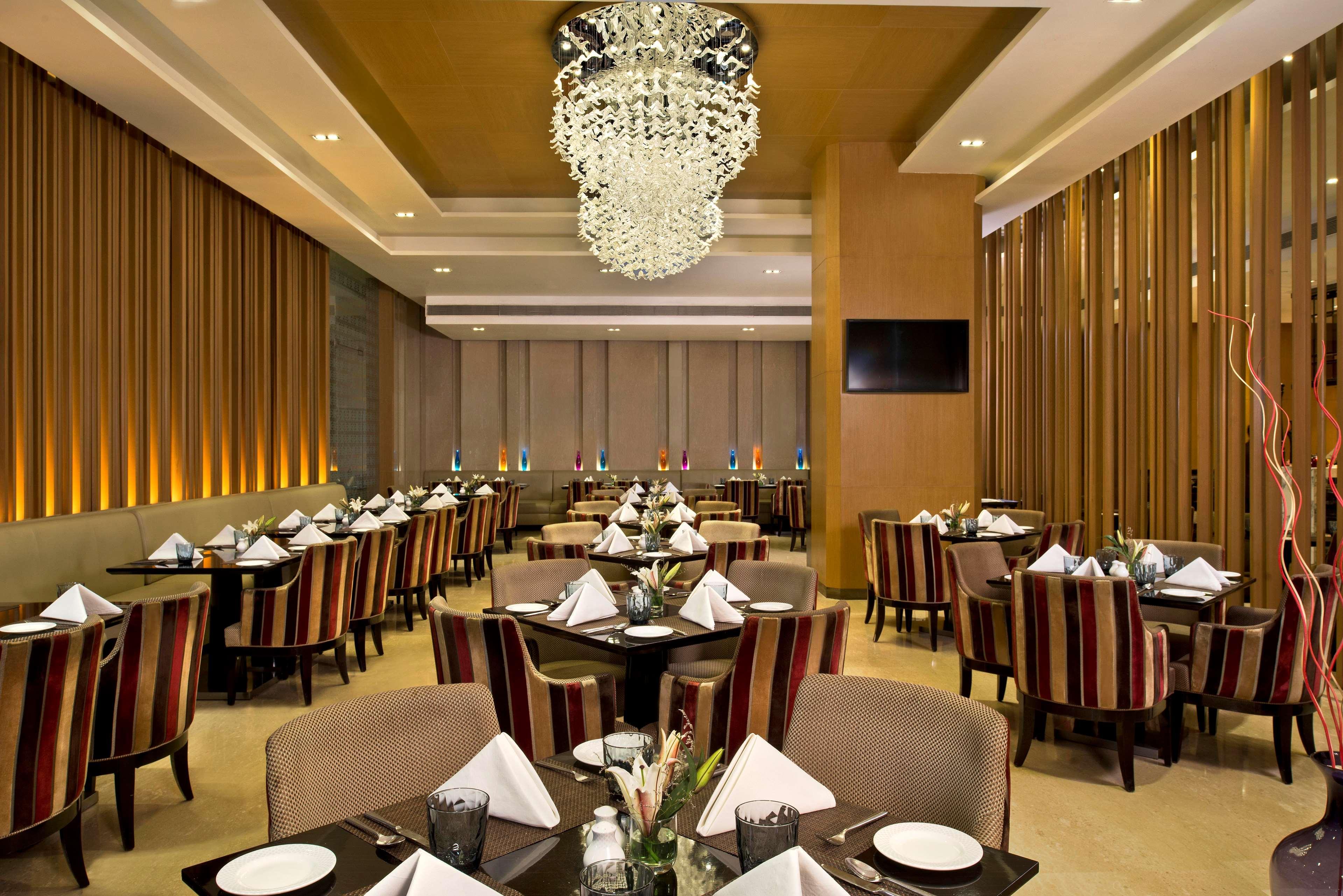 Radisson Blu Jaipur Hotel Exterior foto